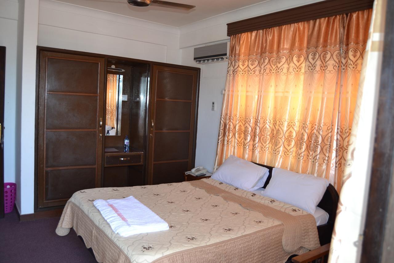 Manson Hotel Момбаса Екстер'єр фото